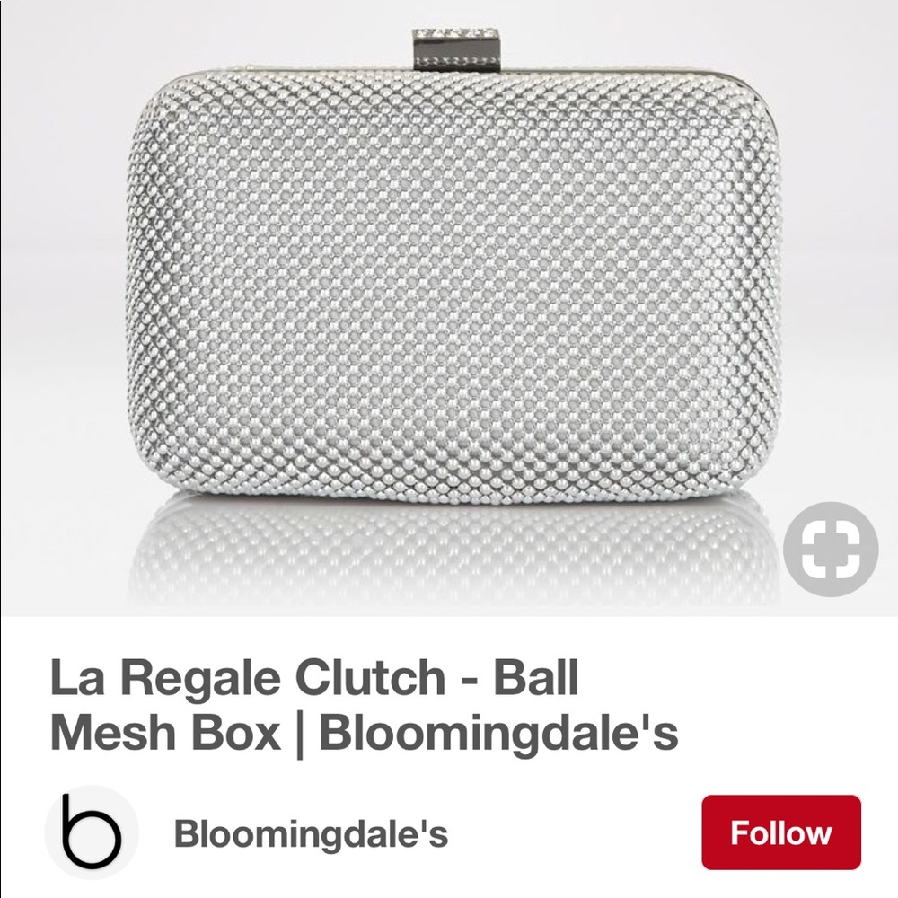 La Regale Silver Ball Mesh Clutch